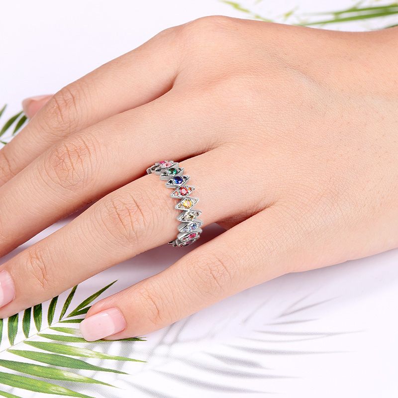 Anillo de Eternidad de Rombos de Colores