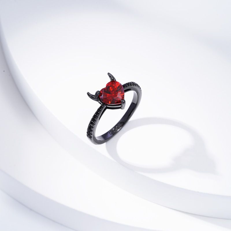 Anillo Diablo de Corazón Amable