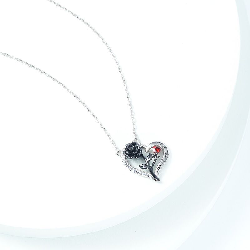 Collar Corazón de Rosa Negra