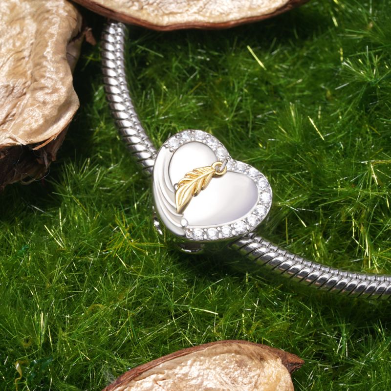 Colgante Corazón Pluma Oro