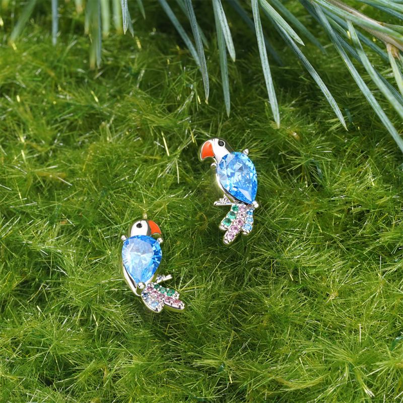 Pendientes Loro