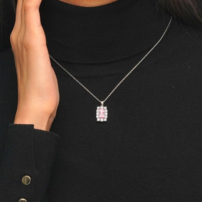 Collar de Piedras de Nacimiento Cuadradas