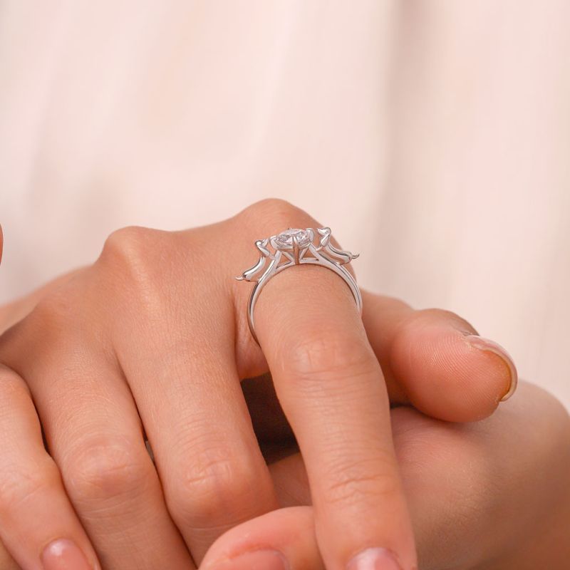 Anillo Abrazo de Perro Salchicha