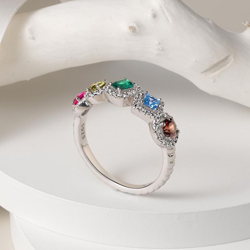 Anillo de Cuerda Trenzada Halo de Formas Mixtas