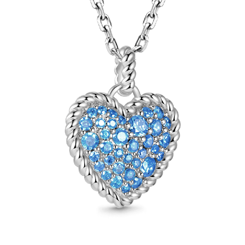 Collar de Cuerda Trenzada Corazón de Amor