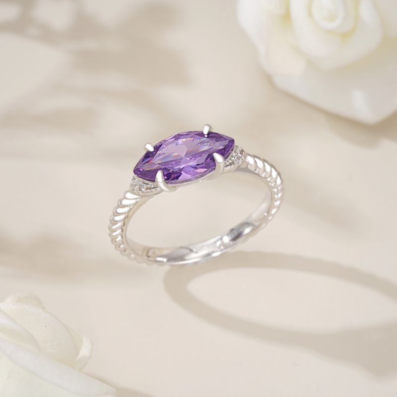 Anillo de Cuerda Torcida Amatista Marquesa