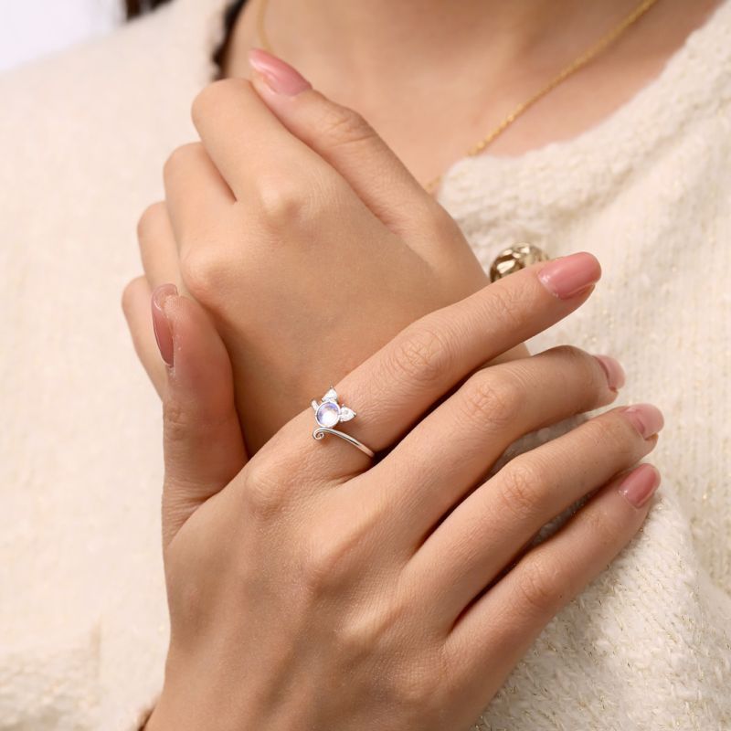 Anillo de Banda de Moonstone de Gato