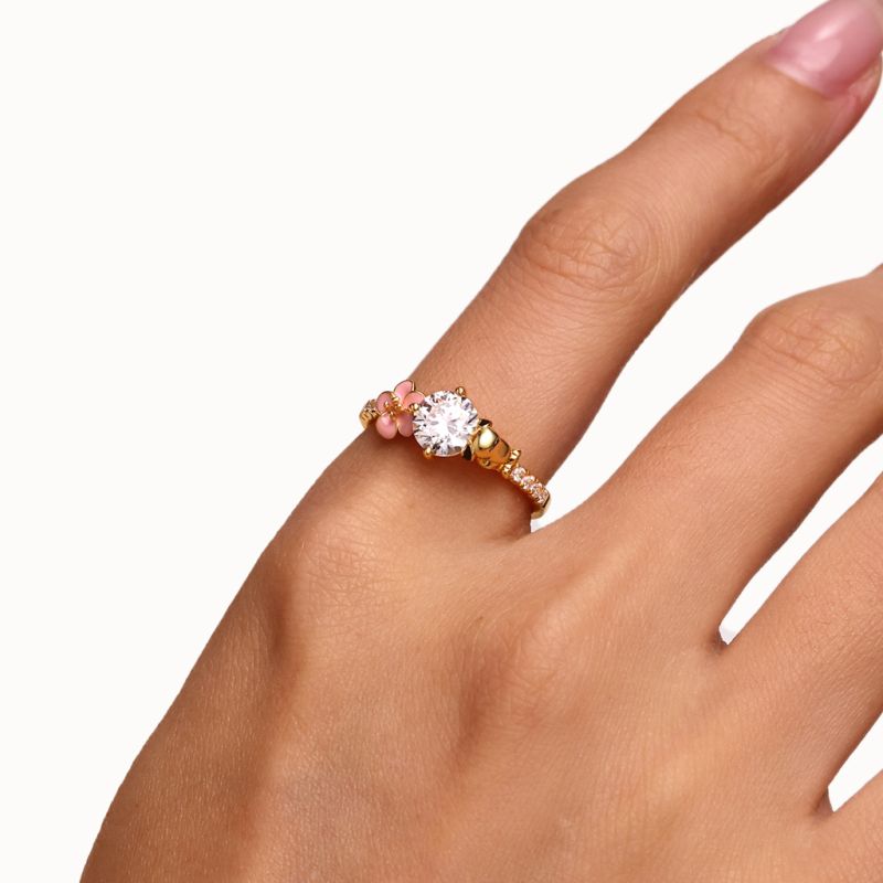 Anillo de corte redondo de flor Snoopy
