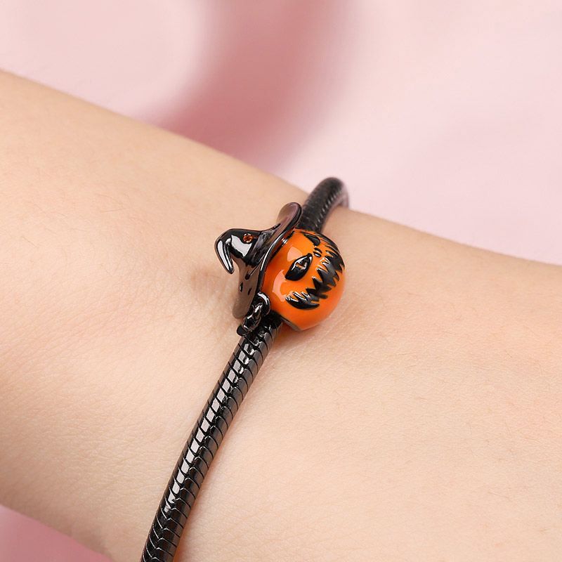 Charm de Calabaza con Sombrero de Mago