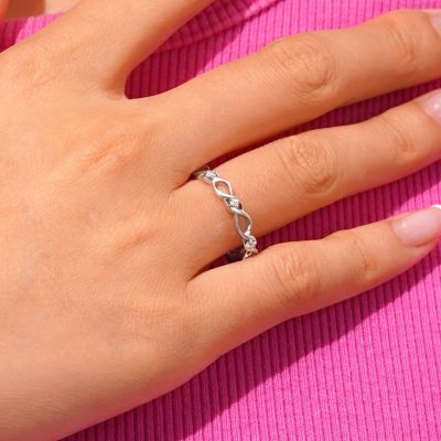 Anillo Banda Twist