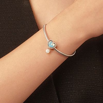 Charm Mapamundi Corazón