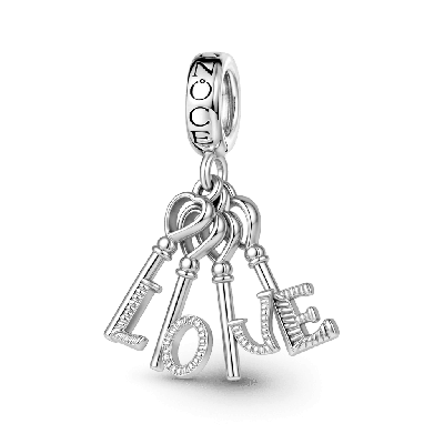 Colgante con llave y texto «LOVE»